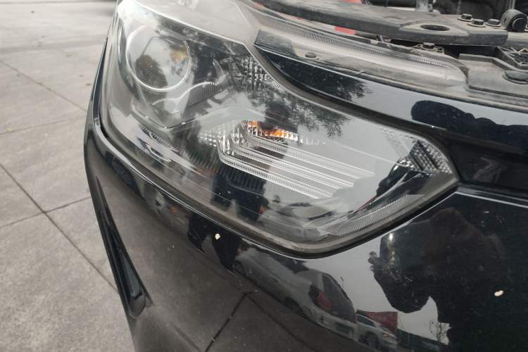 Used WM Motor E.5 2021 500 Ji Ke Xing Right Front Headlight