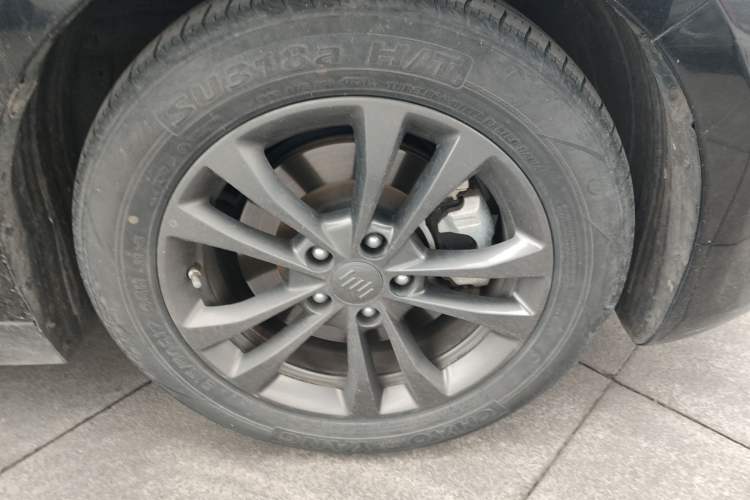 Used WM Motor E.5 2021 500 Ji Ke Xing Right Front Wheel Hub
