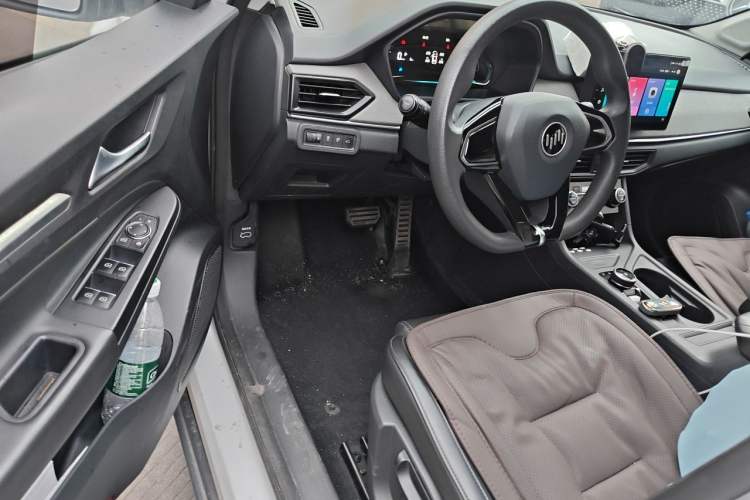 Used WM Motor E.5 2021 500 Ji Ke Xing Driver Seat