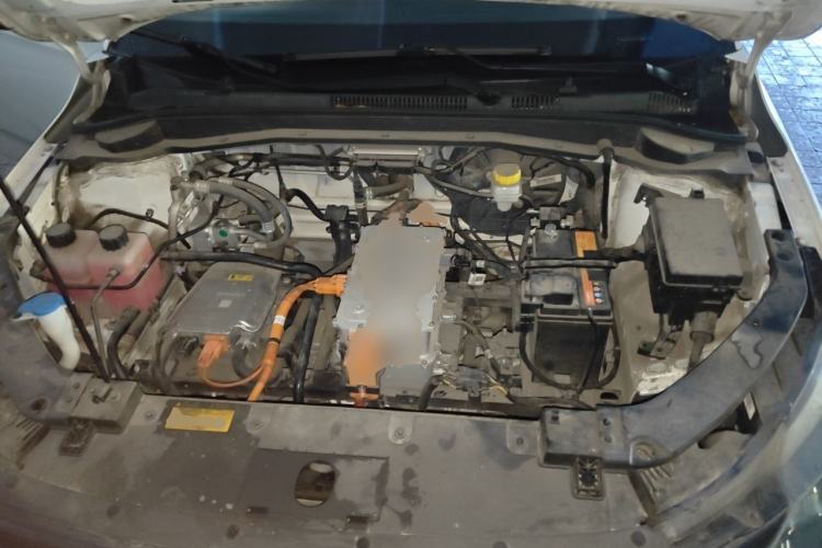 Used WM Motor E.5 2021 500 Ji Ke Xing Engine Bay