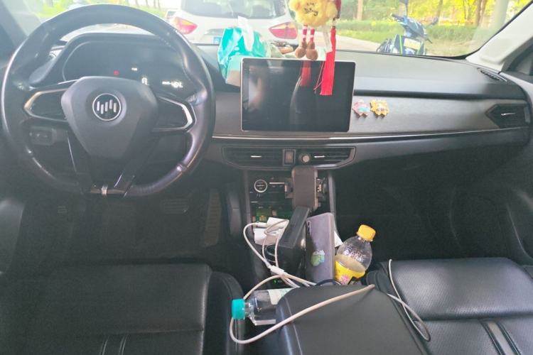 Used WM Motor E.5 2021 500 Ji Ke Xing Center Console