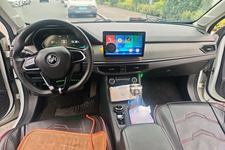 Used WM Motor E.5 2021 500 Ji Ke Xing Center Console