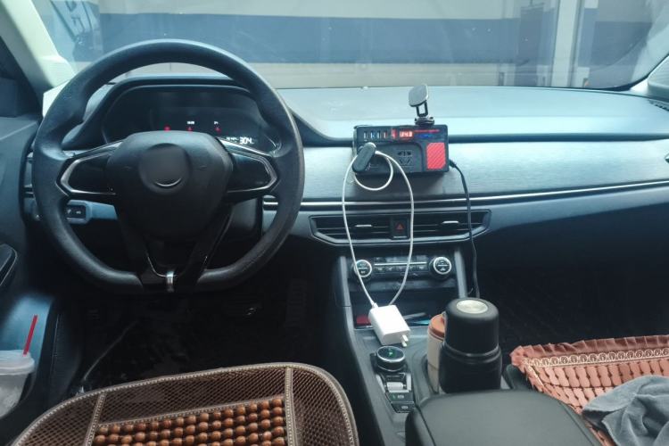 Used WM Motor E.5 2021 500 Ji Ke Xing Center Console