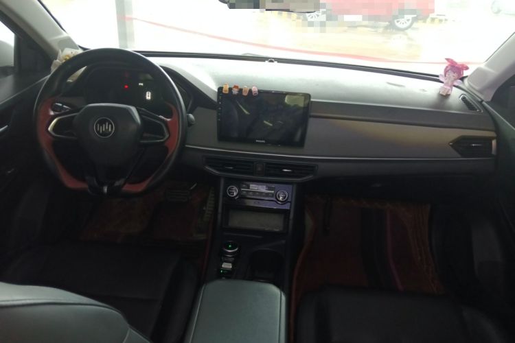 Used WM Motor E.5 2021 400 Ji Ke Xing Center Console
