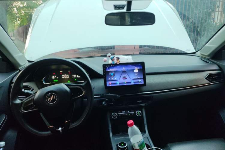 Used WM Motor E.5 2021 500 Ji Ke Xing Center Console