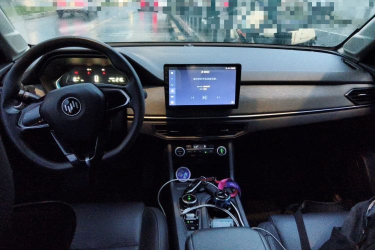 Used WM Motor E.5 2021 500 Ji Ke Xing Center Console