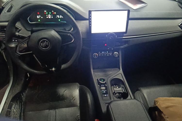 Used WM Motor E.5 2021 Revised Version 400 Ji Ke Xing Center Console