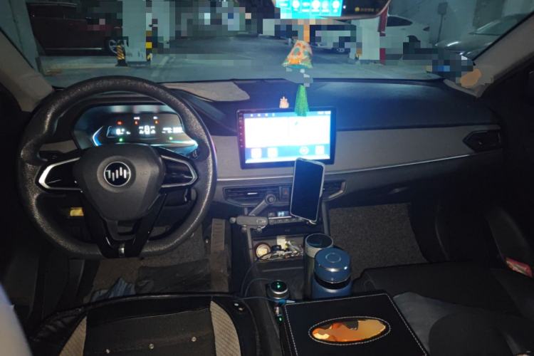 Used WM Motor E.5 2021 400 Ji Ke Xing Center Console