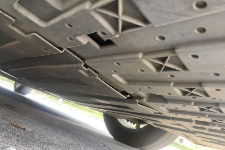 Used WM Motor E.5 2021 500 Ji Ke Xing Chassis Front
