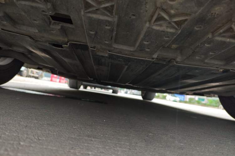 Used WM Motor E.5 2021 500 Ji Ke Xing Chassis Front