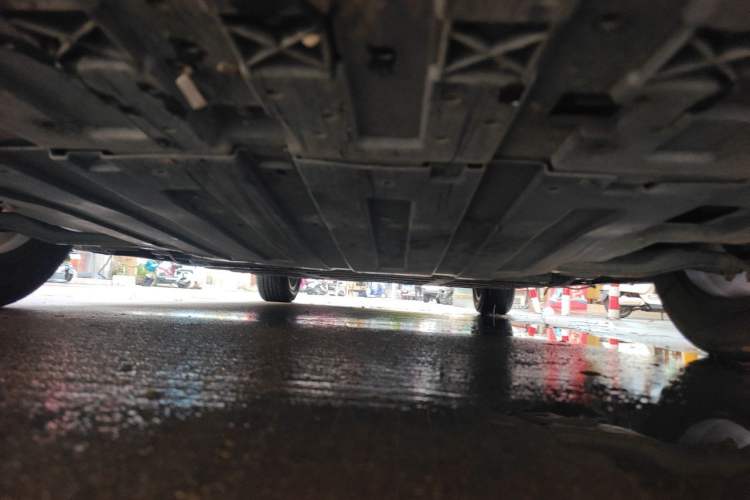Used WM Motor E.5 2021 500 Ji Ke Xing Chassis Front