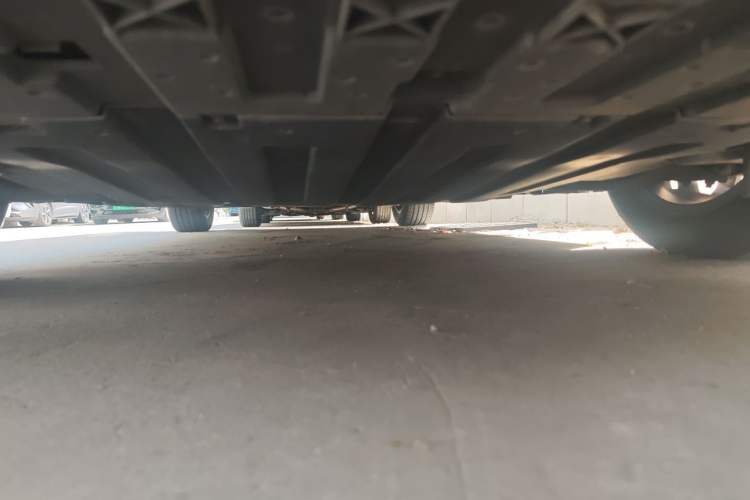 Used WM Motor E.5 2021 500 Ji Ke Xing Chassis Front