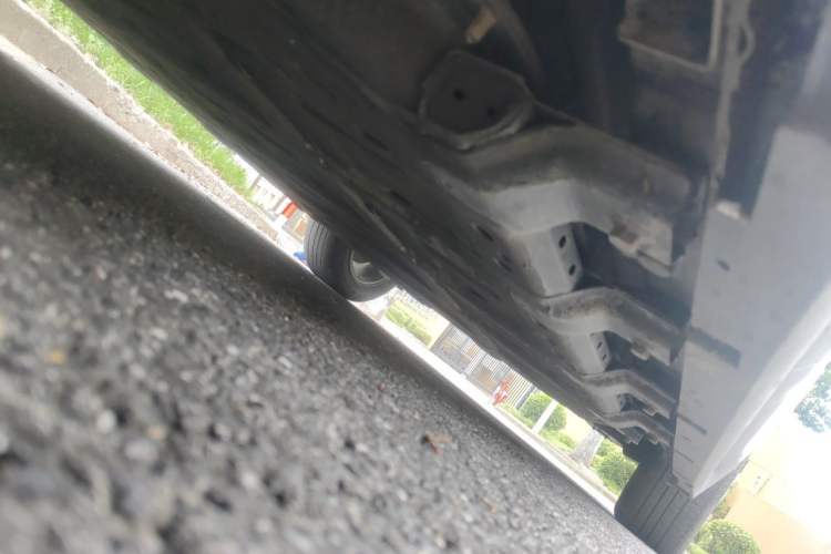 Used WM Motor E.5 2021 500 Ji Ke Xing Chassis Front Left