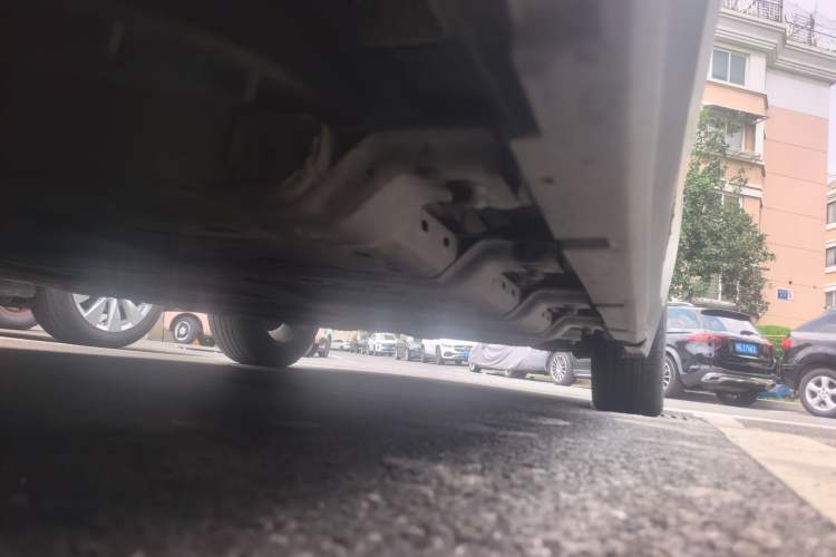 Used WM Motor E.5 2021 500 Ji Ke Xing Chassis Front Left