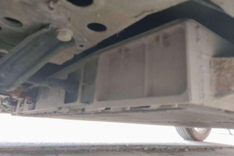 Used WM Motor E.5 2021 Revised Version 400 Ji Ke Xing Chassis Front Left