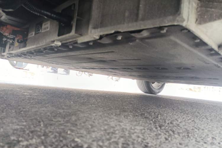 Used WM Motor E.5 2021 400 Ji Ke Xing Chassis Front Left