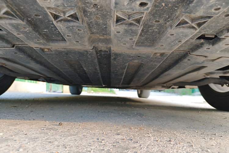 Used WM Motor E.5 2021 500 Ji Ke Xing Chassis Front