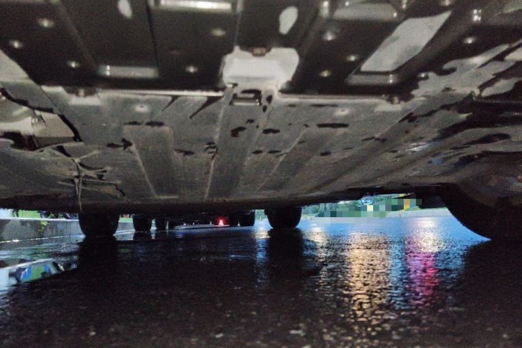 Used WM Motor E.5 2021 500 Ji Ke Xing Chassis Front