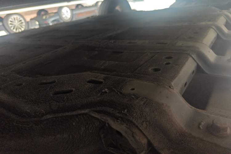 Used WM Motor E.5 2021 500 Ji Ke Xing Chassis Front Right
