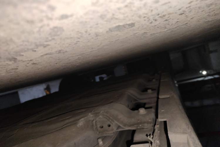 Used WM Motor E.5 2021 500 Ji Ke Xing Chassis Front Right
