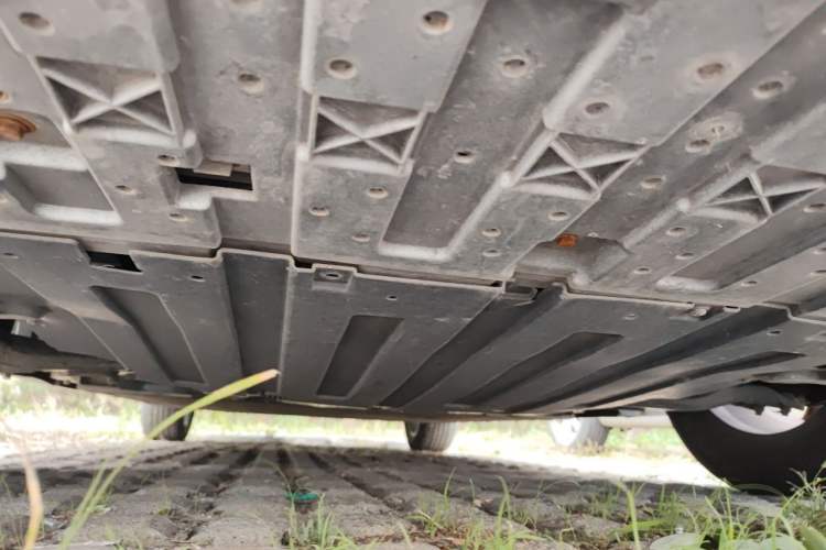Used WM Motor E.5 2021 400 Ji Ke Xing Chassis Front