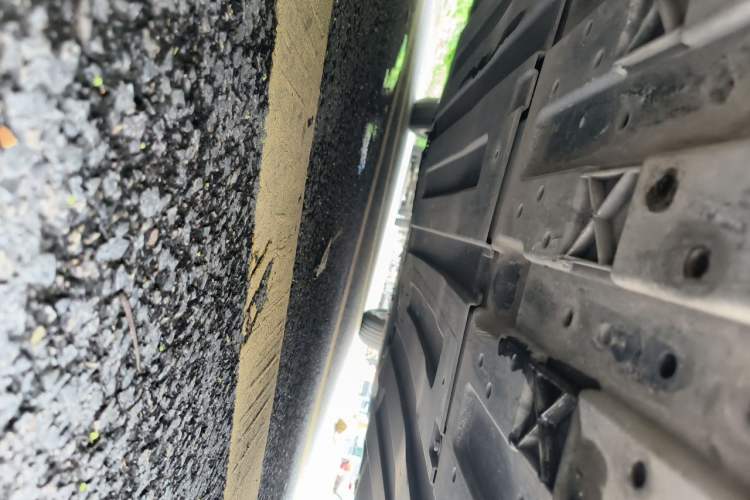 Used WM Motor E.5 2021 500 Ji Ke Xing Chassis Front