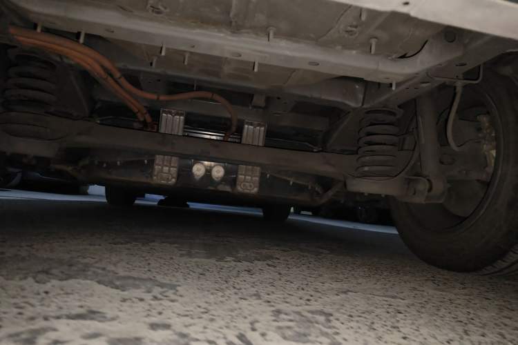 Used WM Motor E.5 2021 500 Ji Ke Xing Chassis Rear