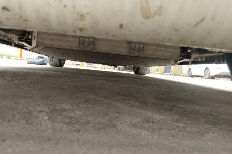 Used WM Motor E.5 2021 Revised Version 400 Ji Ke Xing Chassis Rear