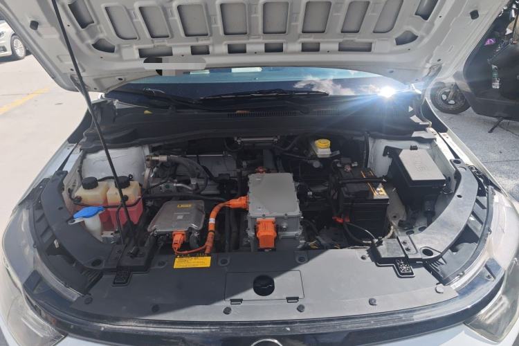 Used WM Motor E.5 2021 500 Ji Ke Xing Engine Bay