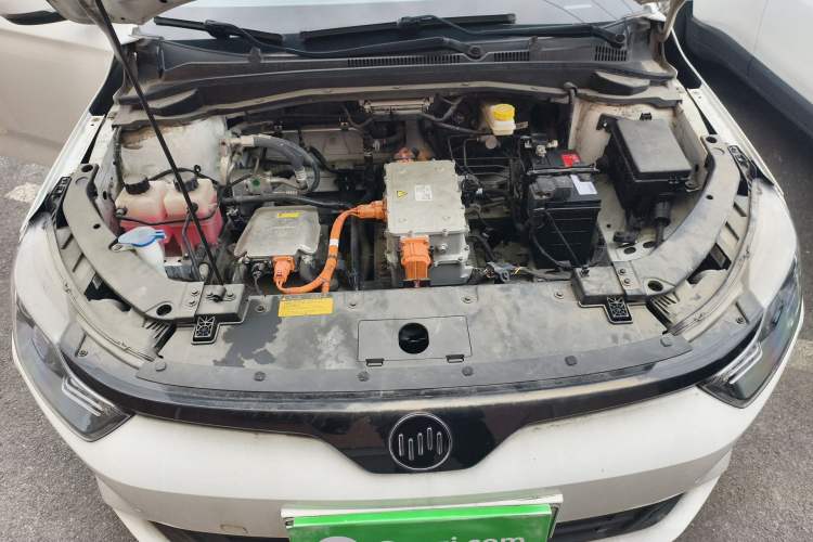 Used WM Motor E.5 2021 500 Ji Ke Xing Engine Bay