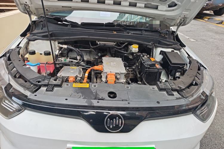 Used WM Motor E.5 2021 500 Ji Ke Xing Engine Bay