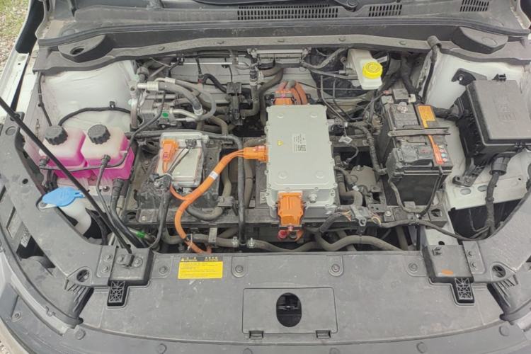 Used WM Motor E.5 2021 400 Ji Ke Xing Engine Bay