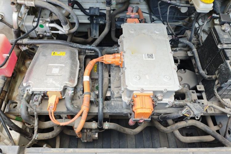 Used WM Motor E.5 2021 500 Ji Ke Xing Engine Bay