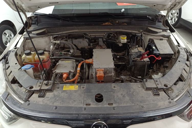 Used WM Motor E.5 2021 500 Ji Ke Xing Engine Bay