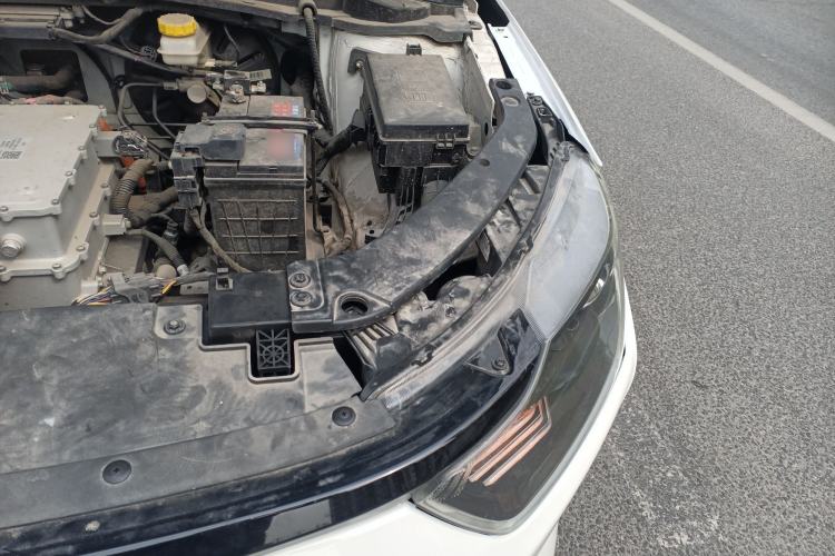 Used WM Motor E.5 2021 400 Ji Ke Xing Engine Bay Left