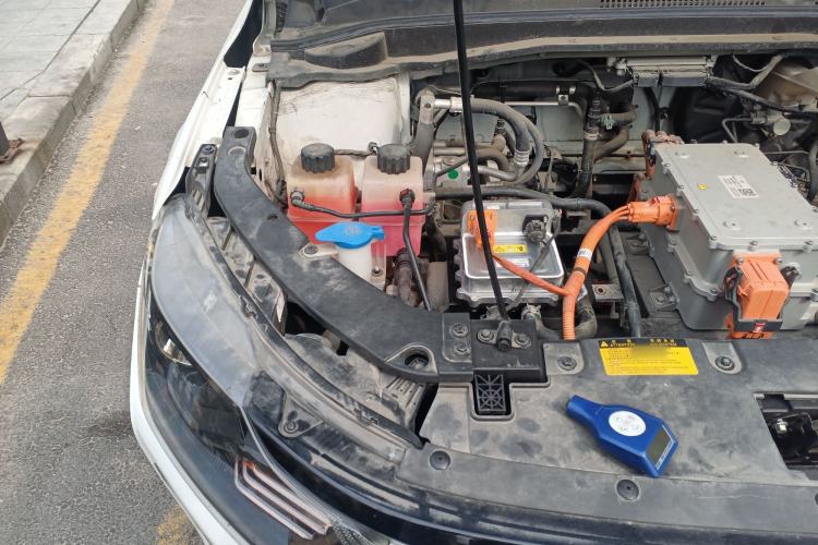 Used WM Motor E.5 2021 400 Ji Ke Xing Engine Bay Right