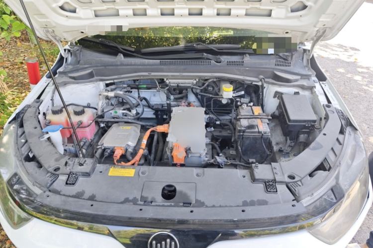 Used WM Motor E.5 2021 500 Ji Ke Xing Engine Bay