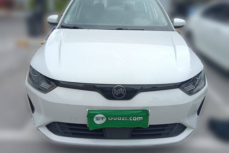 Used WM Motor E.5 2021 Revised Version 400 Ji Ke Xing Front