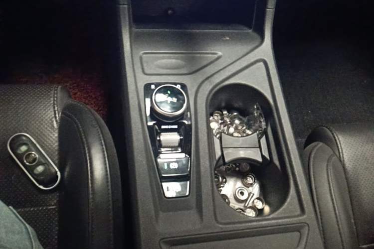 Used WM Motor E.5 2021 Revised Version 400 Ji Ke Xing Gear Lever