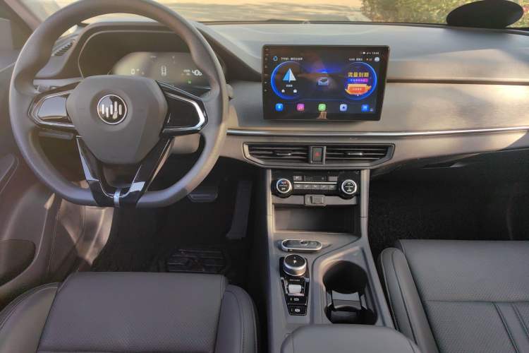 Used WM Motor E.5 2021 400 Ji Ke Xing Interior 7