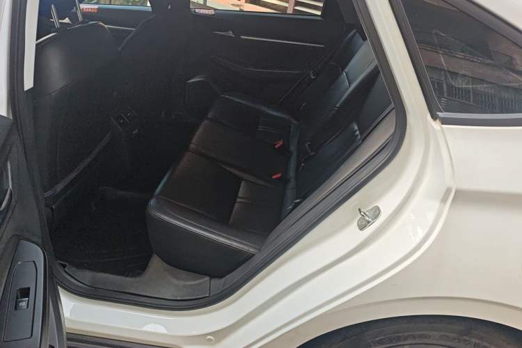 Used WM Motor E.5 2021 500 Ji Ke Xing Left Rear Seat