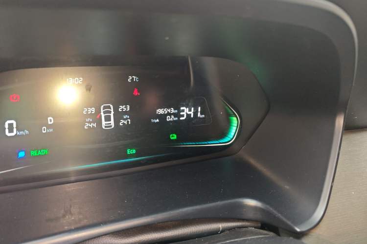 Used WM Motor E.5 2021 500 Ji Ke Xing Odometer Close Up
