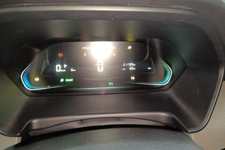 Used WM Motor E.5 2021 500 Ji Ke Xing Odometer Close Up