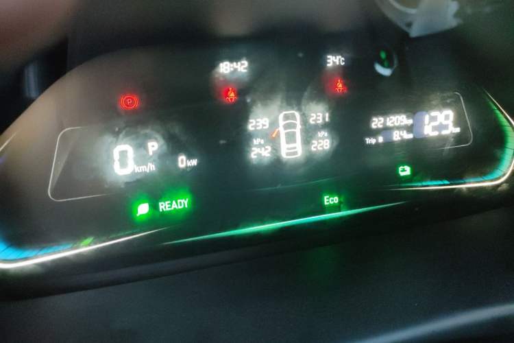 Used WM Motor E.5 2021 500 Ji Ke Xing Odometer Close Up