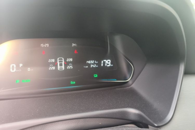 Used WM Motor E.5 2021 500 Ji Ke Xing Odometer Close Up