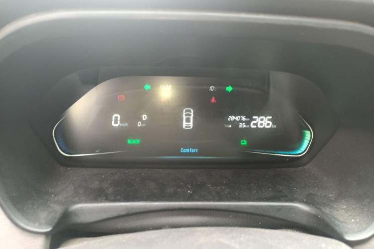 Used WM Motor E.5 2021 400 Ji Ke Xing Odometer Close Up