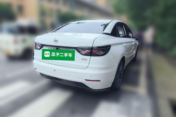 Used WM Motor E.5 2021 500 Ji Ke Xing Rear Right 45 Deg