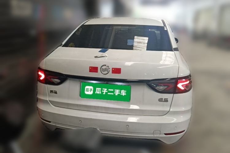 Used WM Motor E.5 2021 Revised Version 400 Ji Ke Xing Rear