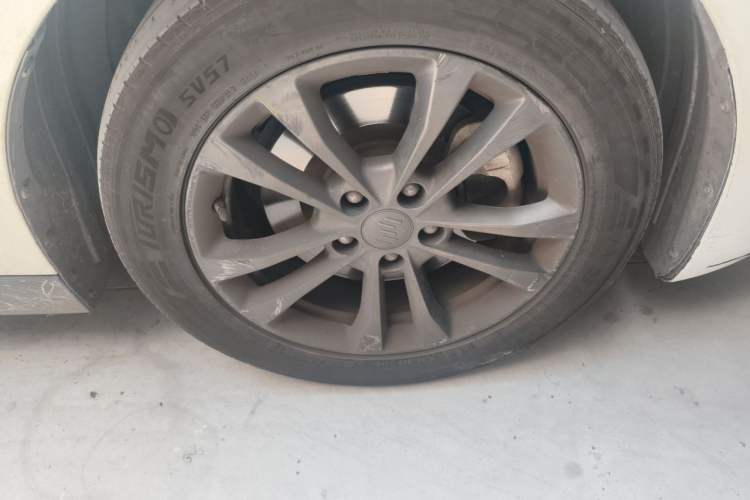 Used WM Motor E.5 2021 500 Ji Ke Xing Right Front Wheel Hub