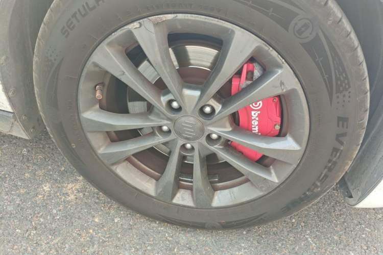 Used WM Motor E.5 2021 Revised Version 500 – Just Go Anywhere Right Front Wheel Hub